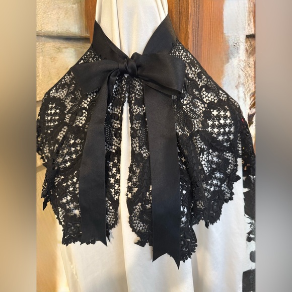 Accessories - Antique or Vintage? Lace Capelet with satin silk bow!!